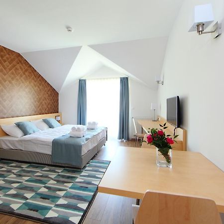 Holiday Exclusive Apartman บาลาตอนฟือเรด ภายนอก รูปภาพ